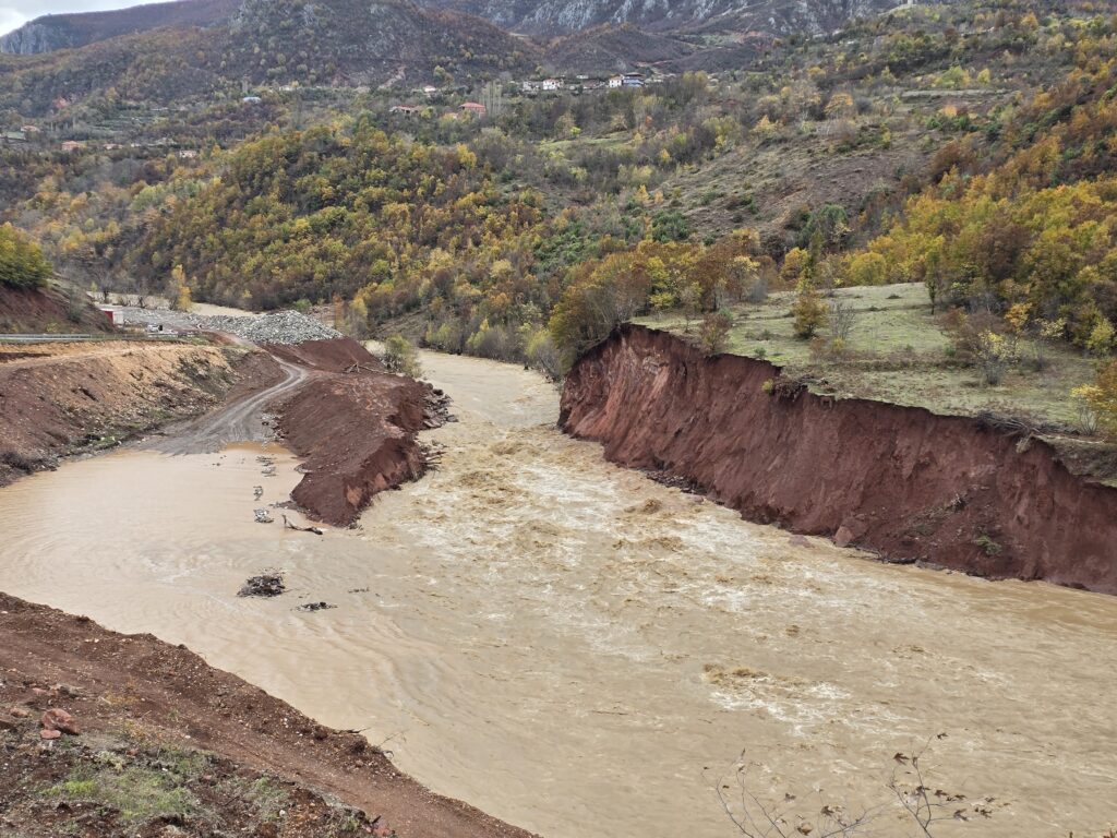 erosion of Shkumbin river
